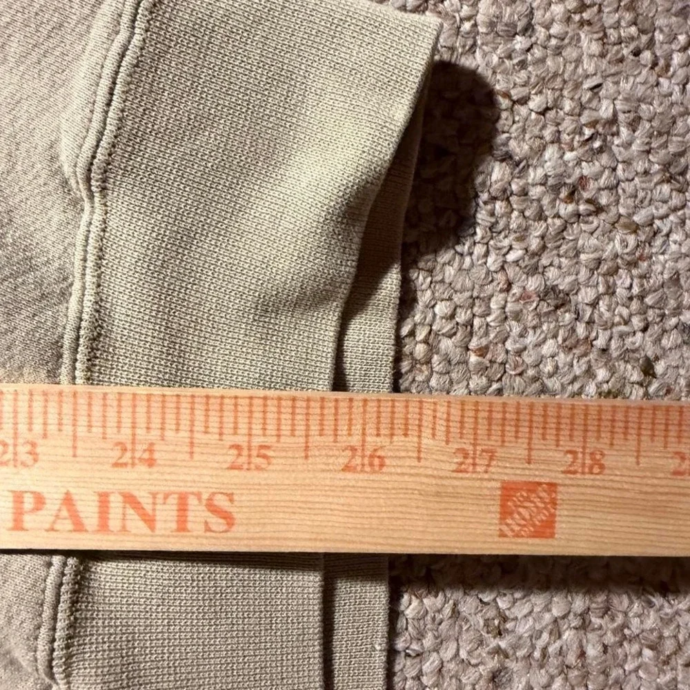 Vintage Wild Wear tan deer graphic crewneck sweatshirt Made in USA Size XL